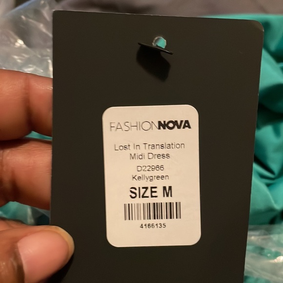 Dress - Picture 5 of 5